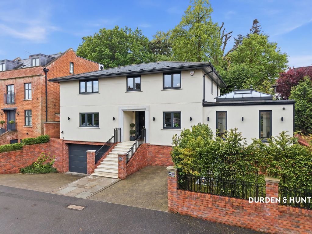 Property photo 1 of 45