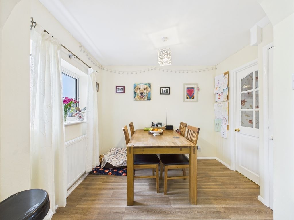 Property photo 3 of 23 Dining Room