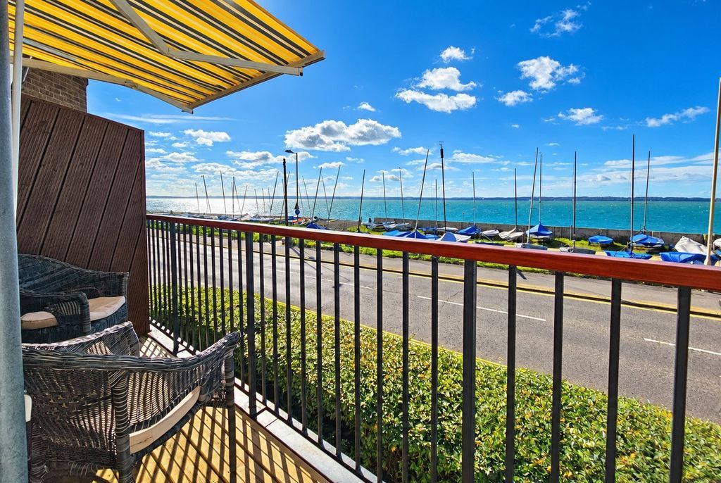Property photo 2 of 16 Balcony