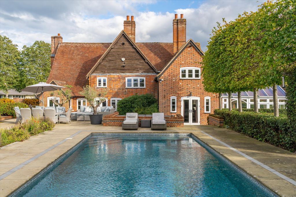 Property photo 3 of 27 Image