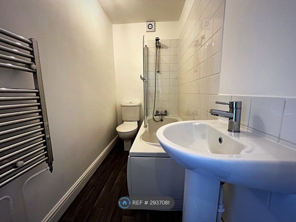Property photo 3 of 8