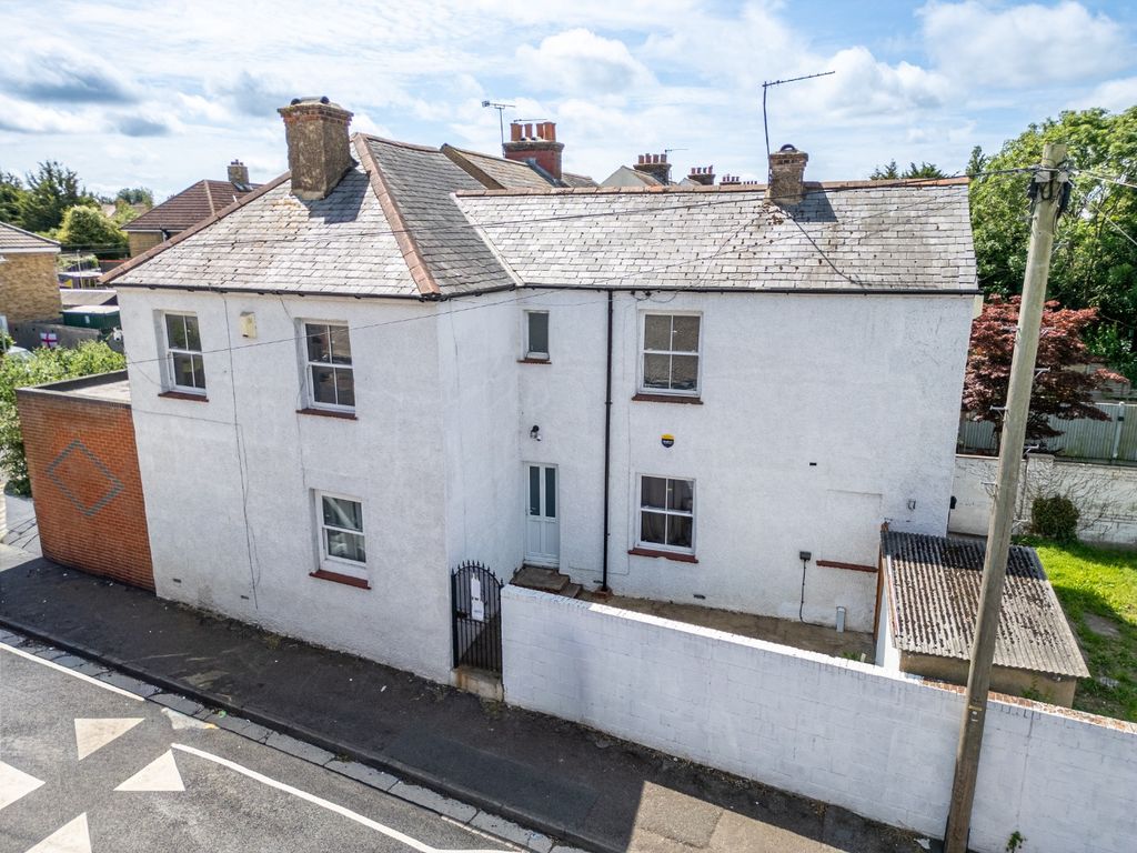 Property photo 3 of 25 5231514