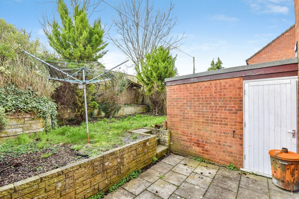 Property photo 2 of 9