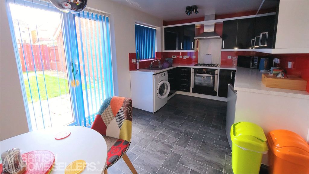 Property photo 2 of 9 Picture No. 07