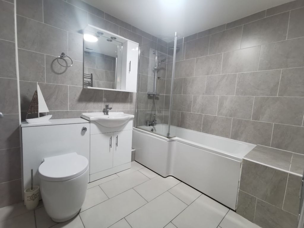 Property photo 2 of 4