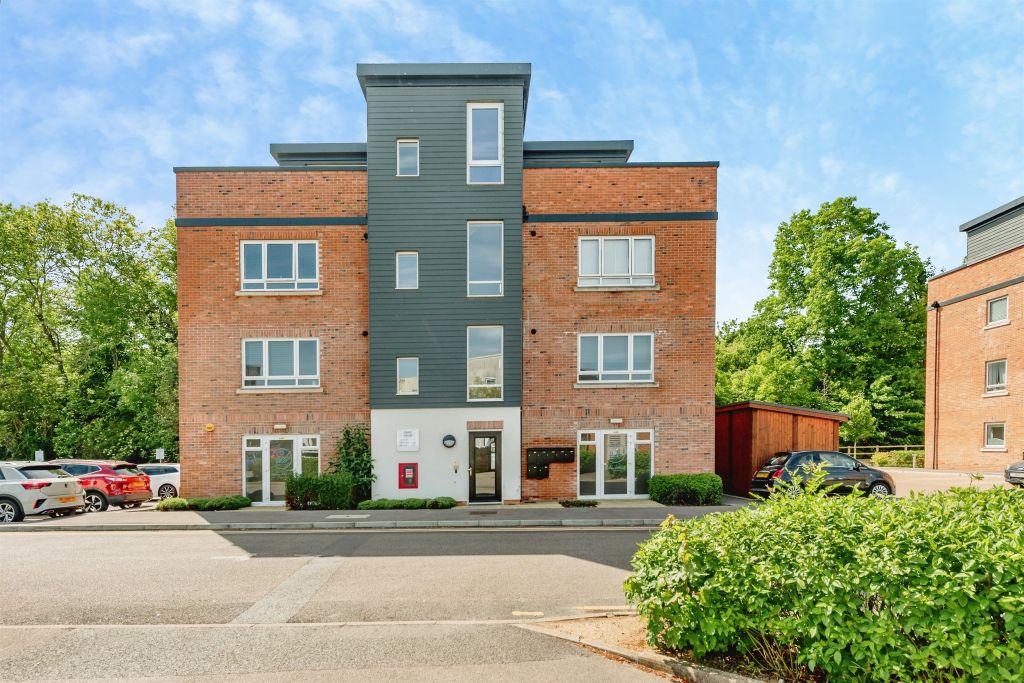 Property photo 1 of 13