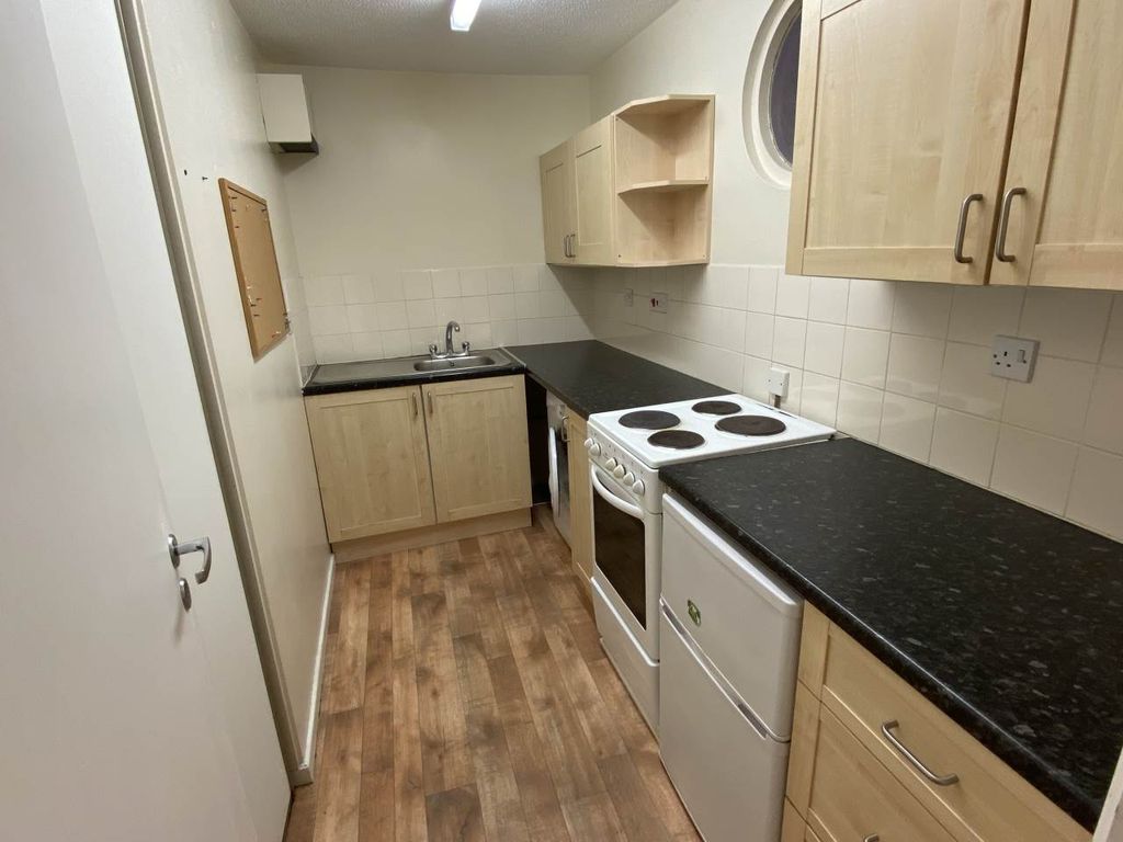 Property photo 2 of 7 Img_7444