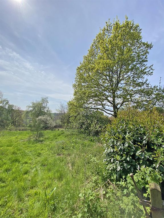 Property photo 3 of 11