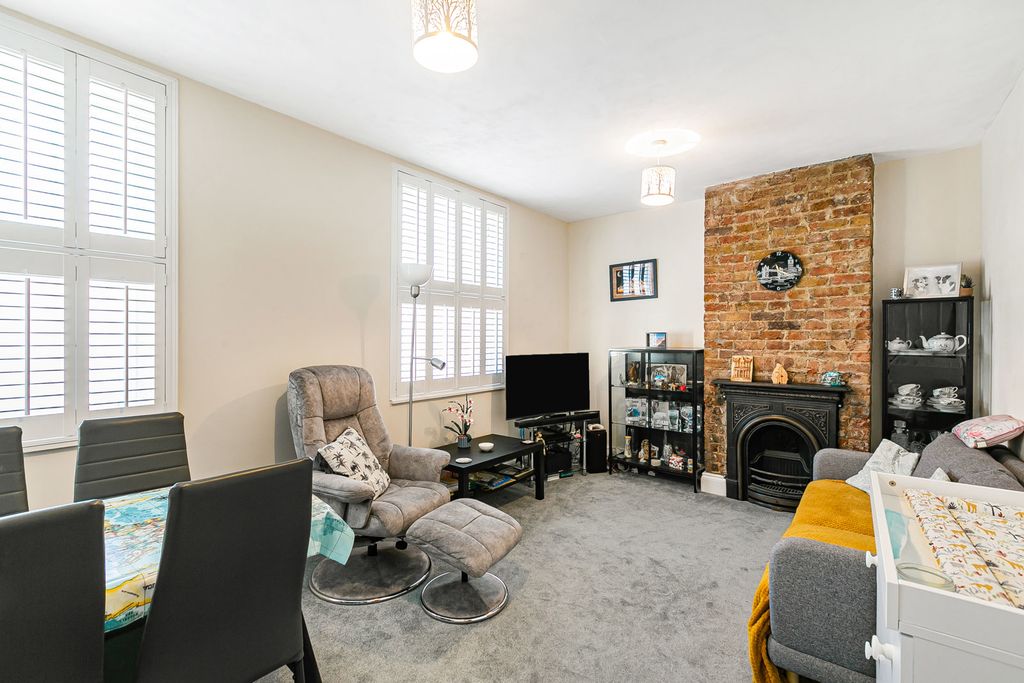 Property photo 2 of 17 Reception Room