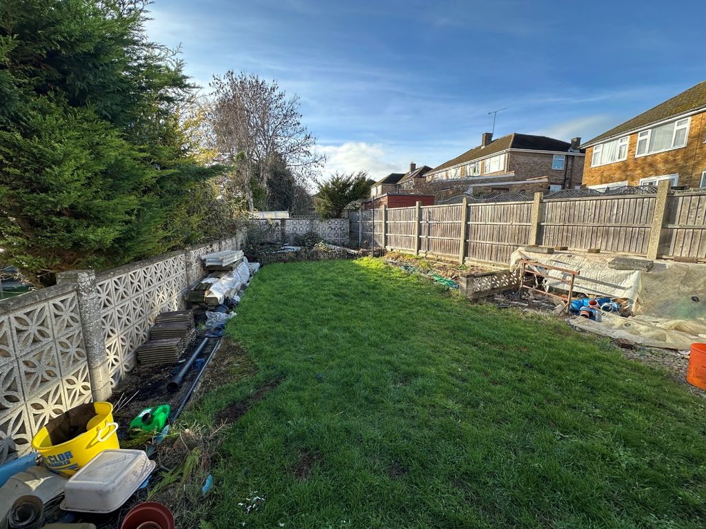 Property photo 2 of 3 4807463