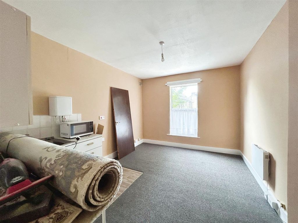 Property photo 2 of 6 68Db62A8-Img_1276.Jpeg