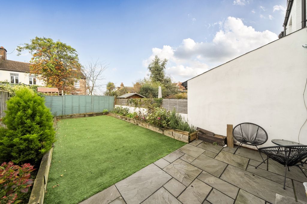 Property photo 3 of 14 1385286-2-69281d3...