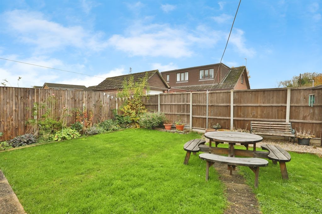 Property photo 2 of 17