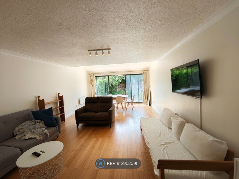 Property photo 1 of 23 Ground Floor