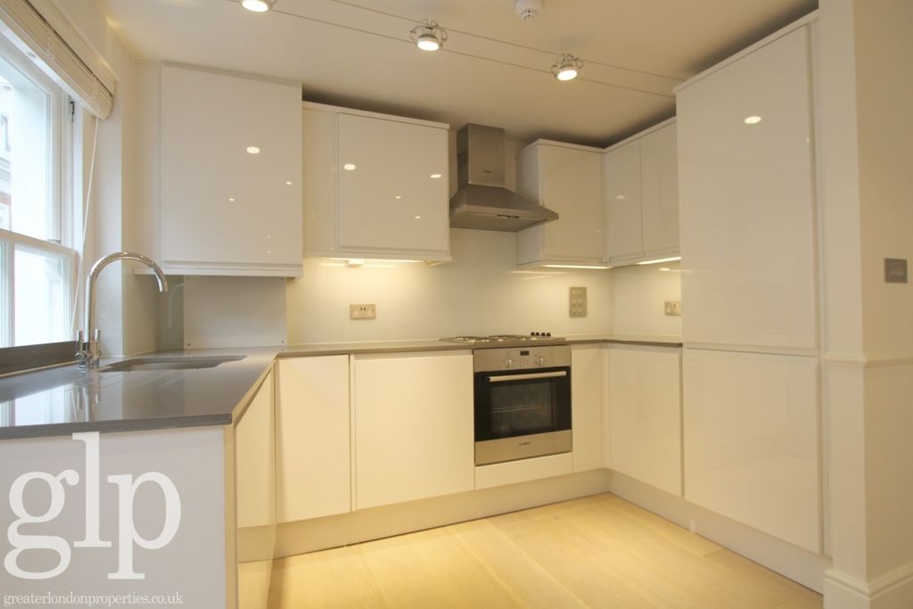 Property photo 3 of 12 974305