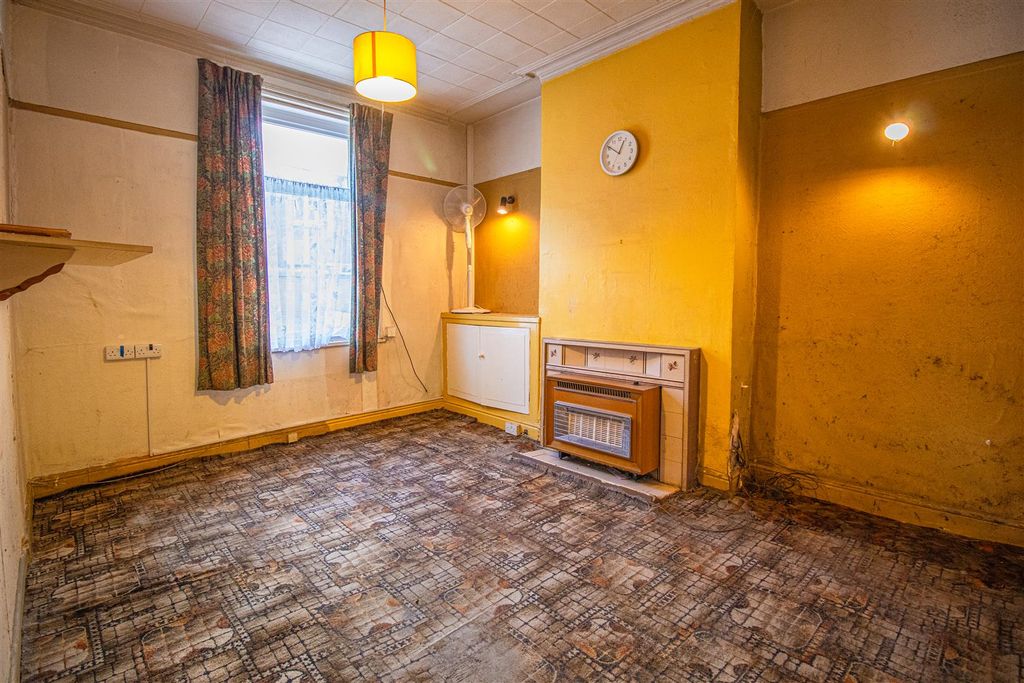 Property photo 2 of 9 Reception