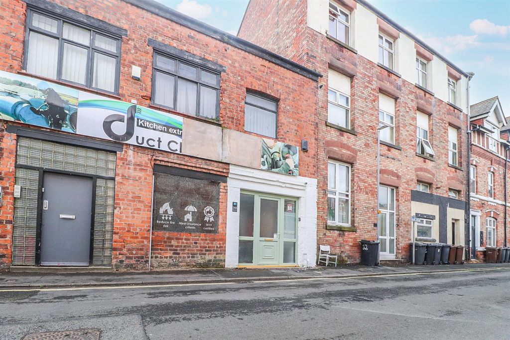 Property photo 2 of 29 5165703