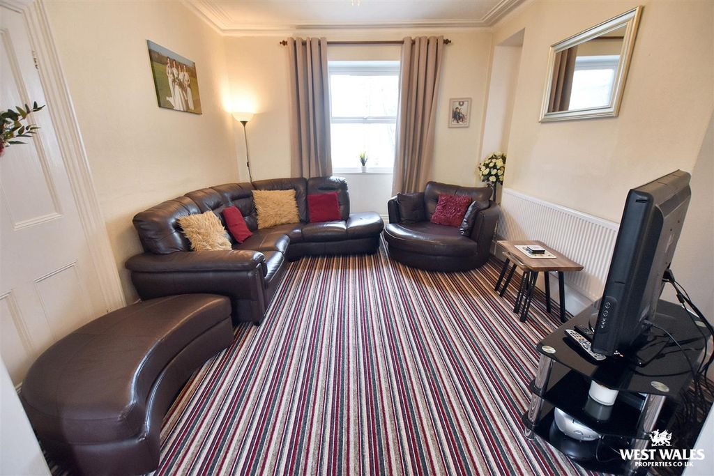 Additional image 6 of 3 bed end terrace house for saleArthur Street, Pembroke Dock SA72