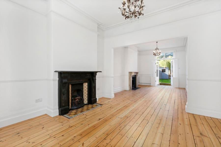 Property photo 3 of 21