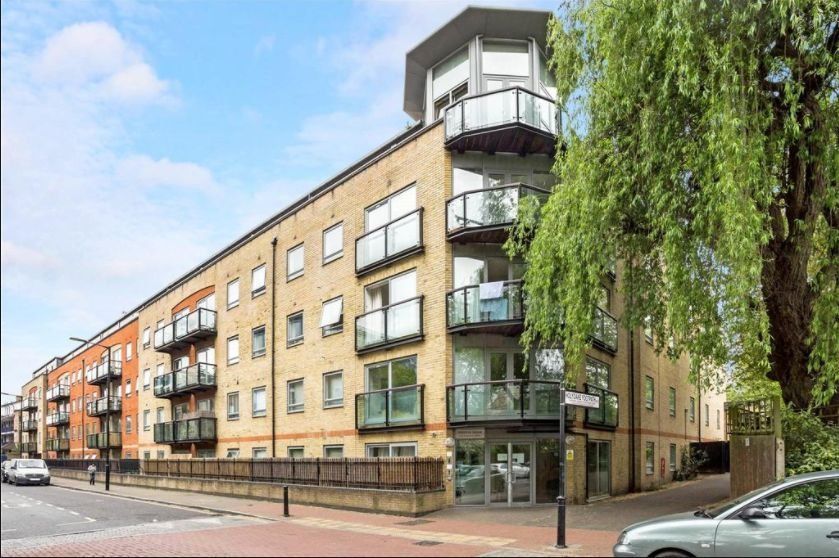 Property photo 1 of 10 Photo 10