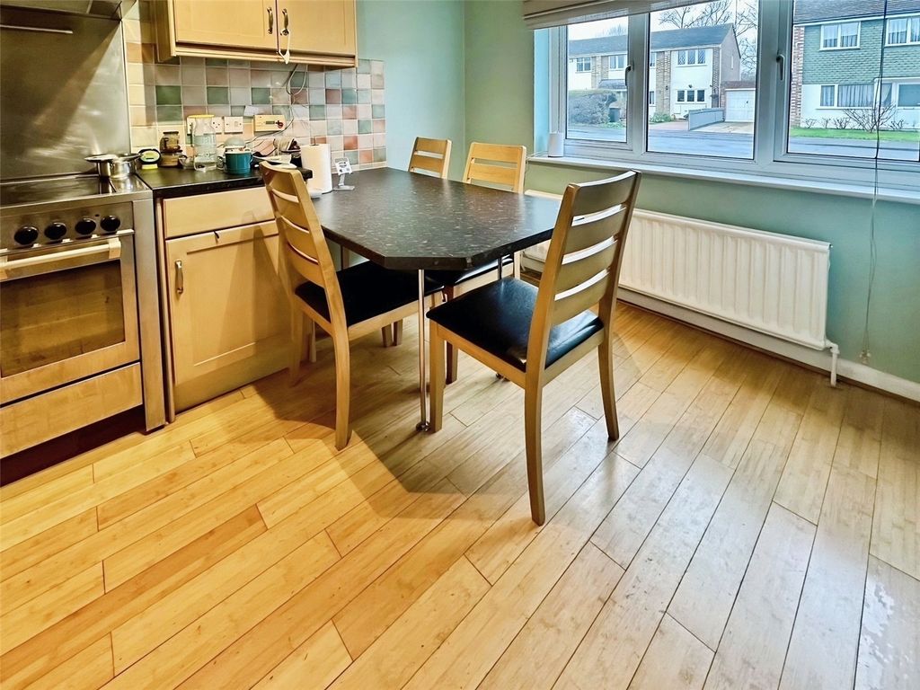 Property photo 3 of 17 Picture No. 21