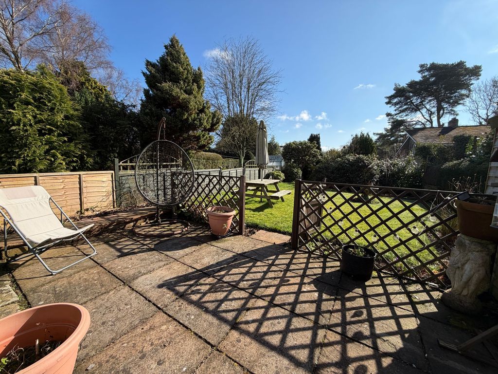 Property photo 3 of 13 Garden