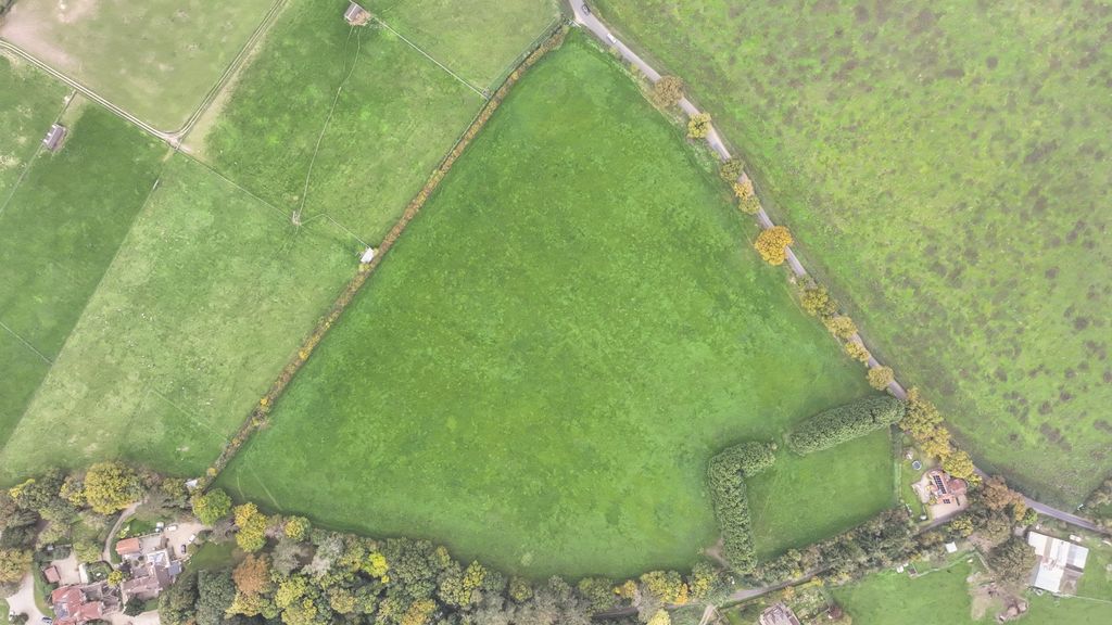 Property photo 3 of 6 Photo 3