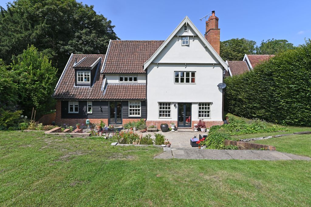 Property photo 1 of 34 01