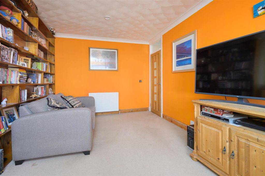 Property photo 3 of 28 46Castlelaw-0016.Jpg