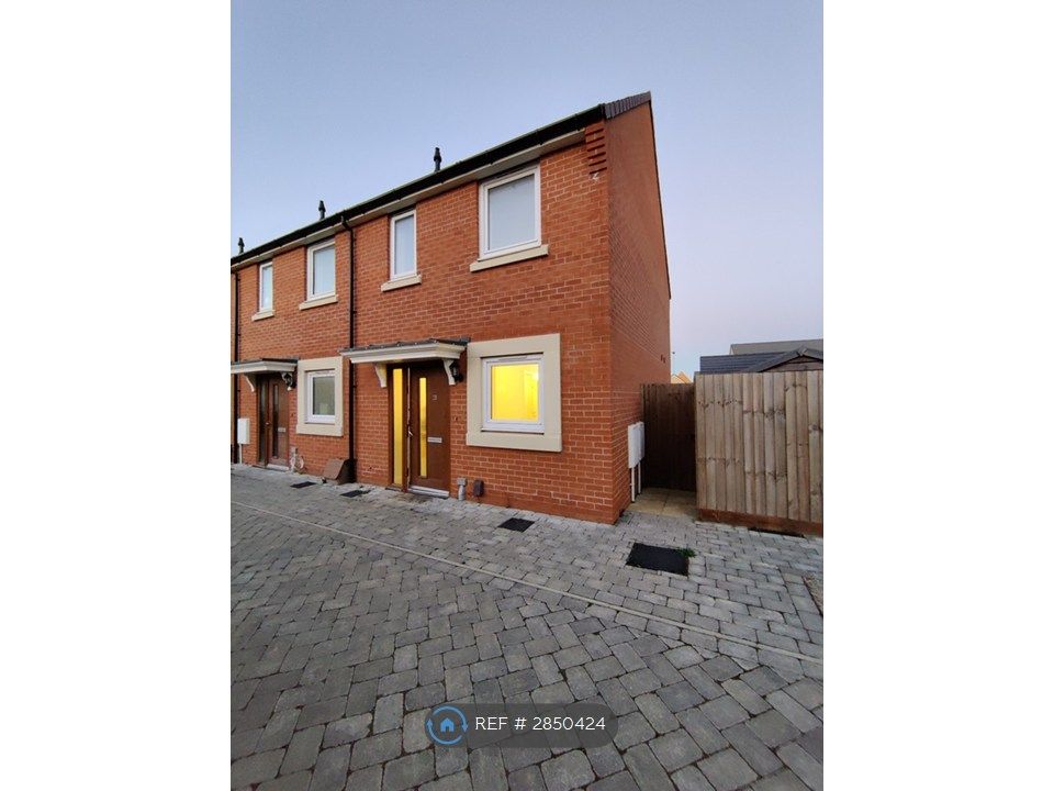 Property photo 1 of 13 Front