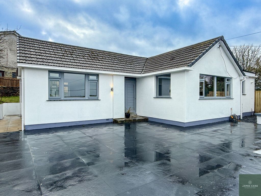 Property photo 3 of 21