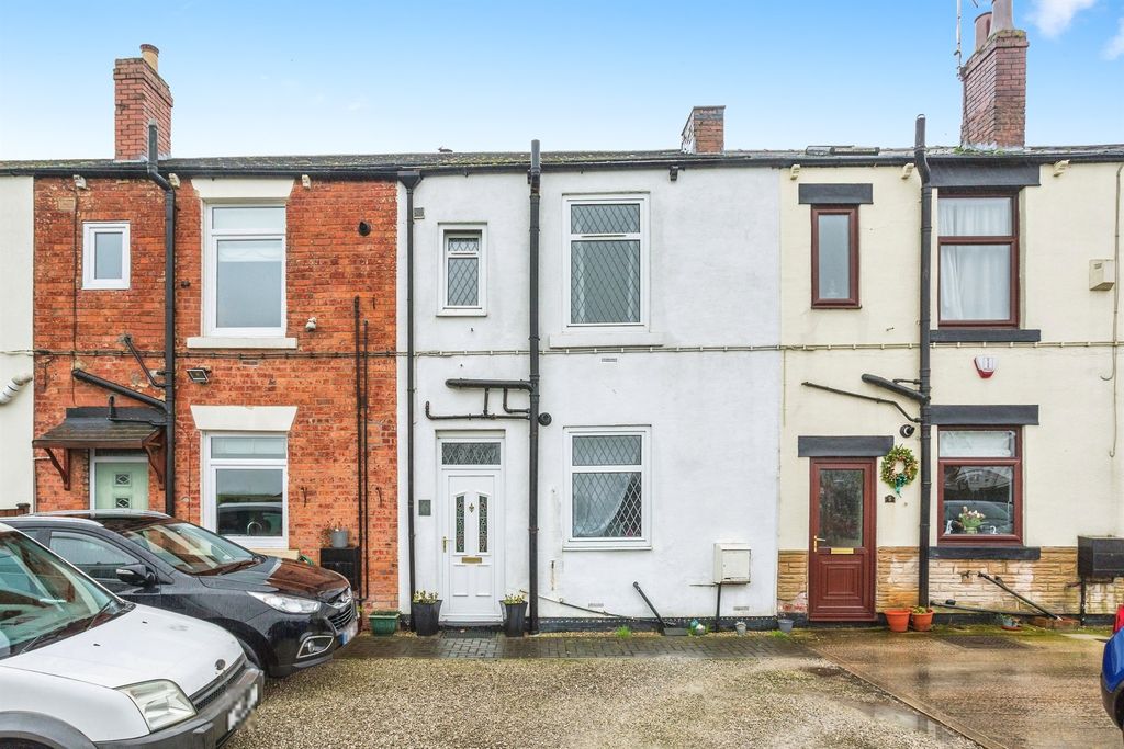 Property photo 1 of 12