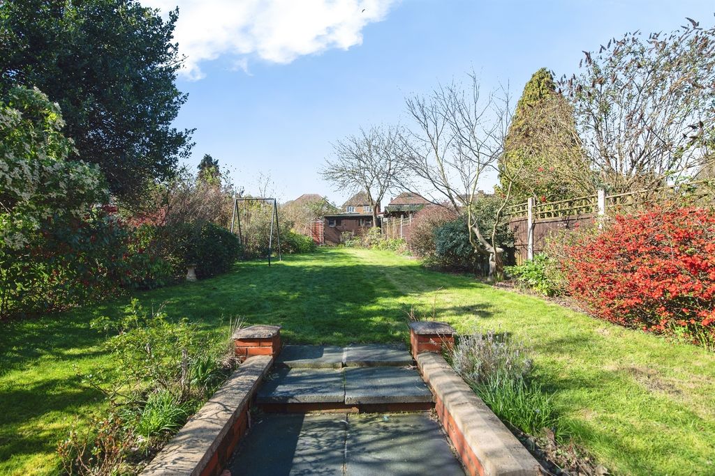 Property photo 2 of 20