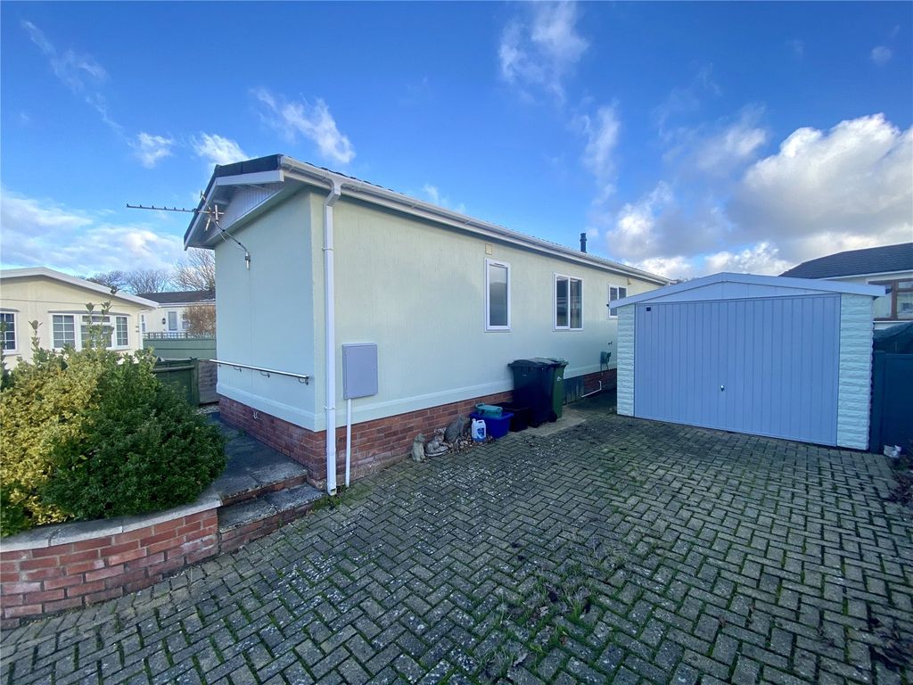 Property photo 3 of 18 Picture No. 02