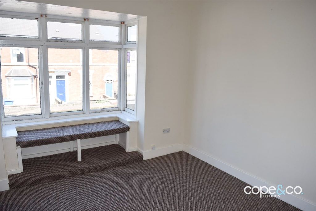 Property photo 3 of 7 1237433