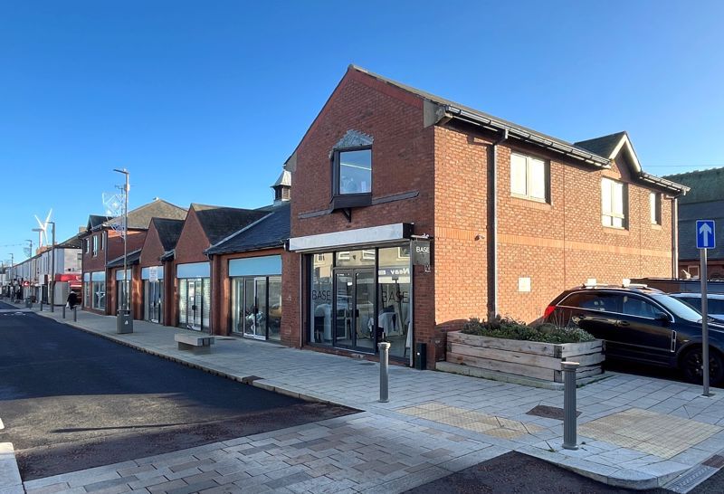 Property photo 2 of 8 Photo 3