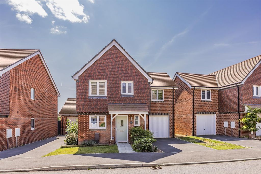 Property photo 1 of 26 Normandy Way, Havant-Porticomarketing-Nexa-42.Jpg