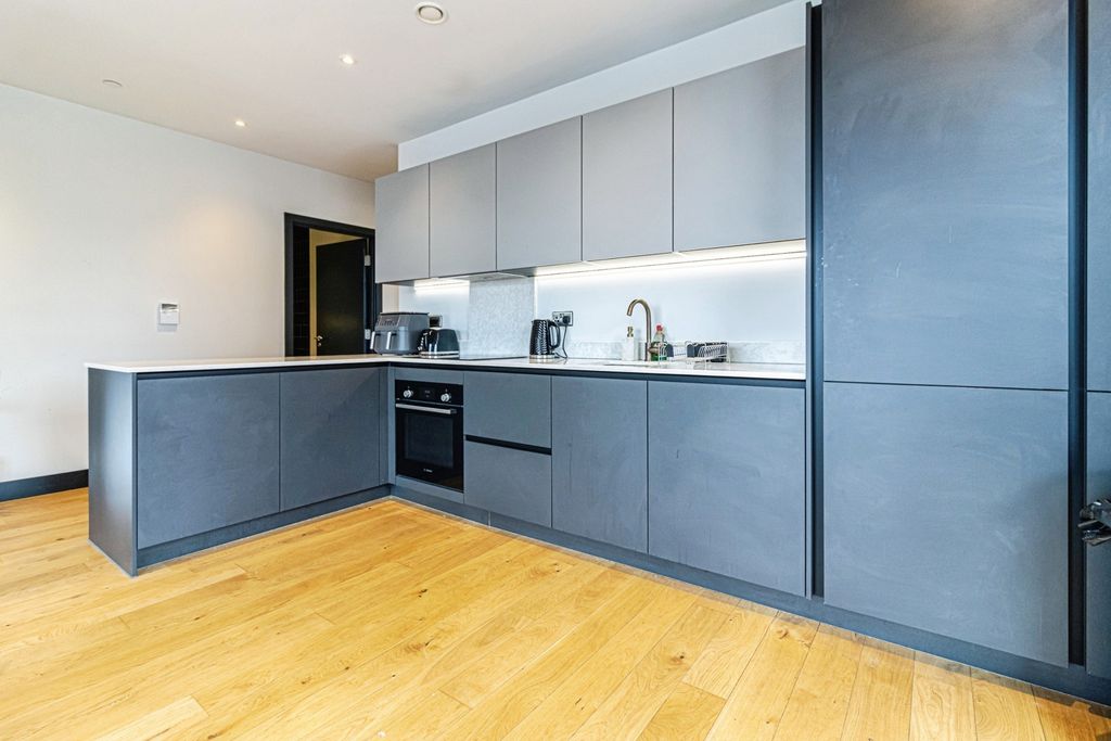 Property photo 3 of 25 Photo