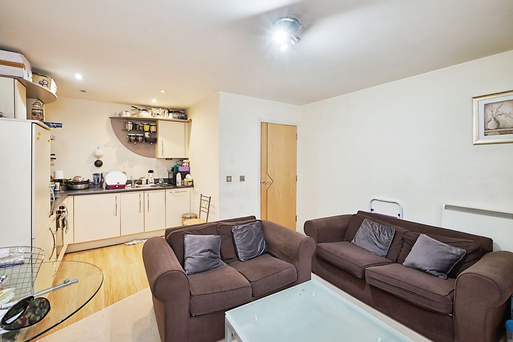 Property photo 2 of 15 Photography