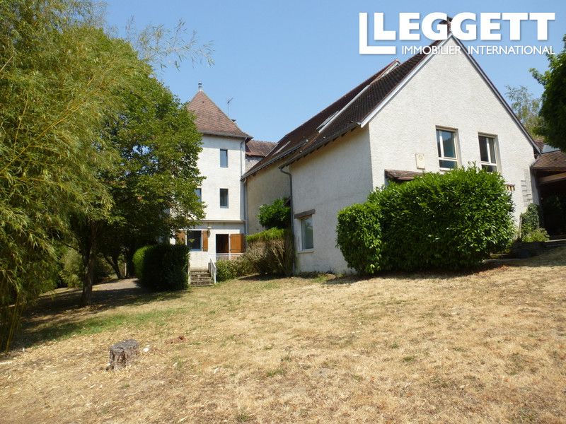 Property photo 1 of 10