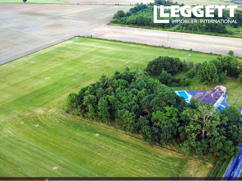 Property photo 1 of 10