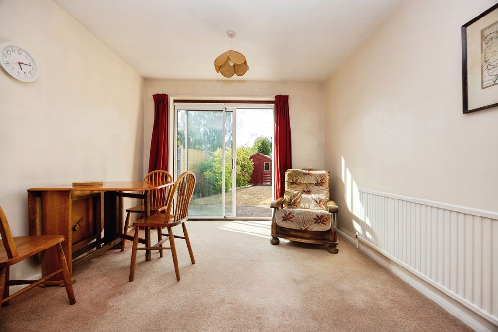 Property photo 3 of 12 Pbox-Img.Jpg