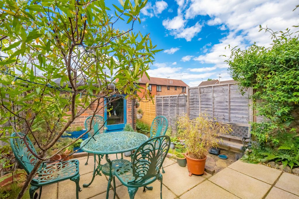 Property photo 3 of 16