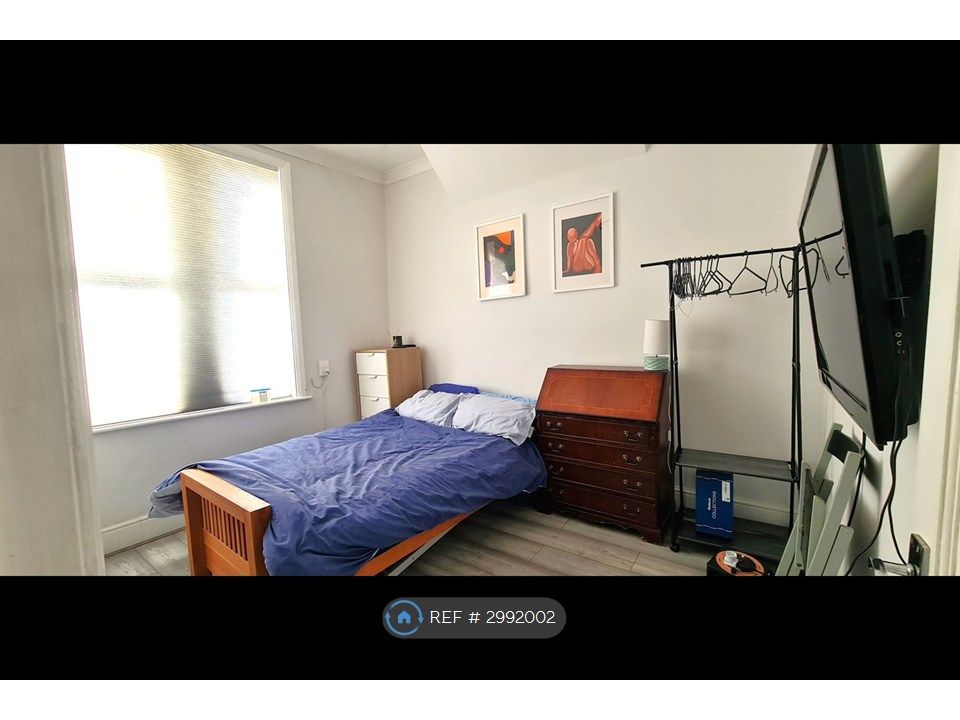 Property photo 3 of 13 2nd Bedroom (Can Be Set Up As Living Room)