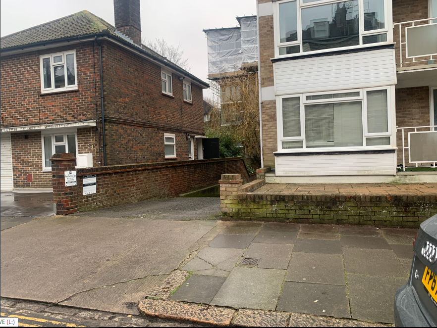 Property photo 3 of 5