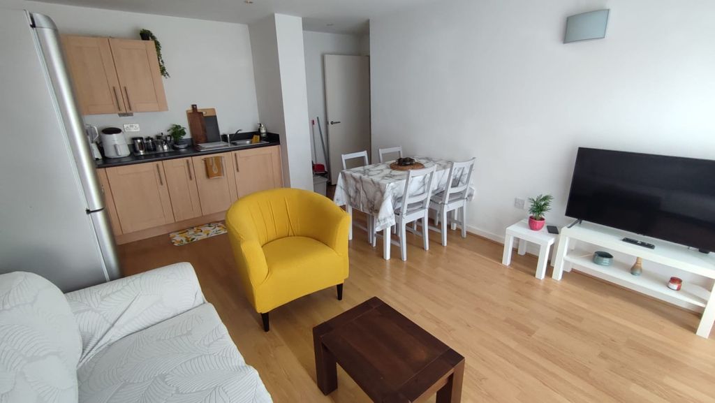 Property photo 1 of 10 Picture No. 04
