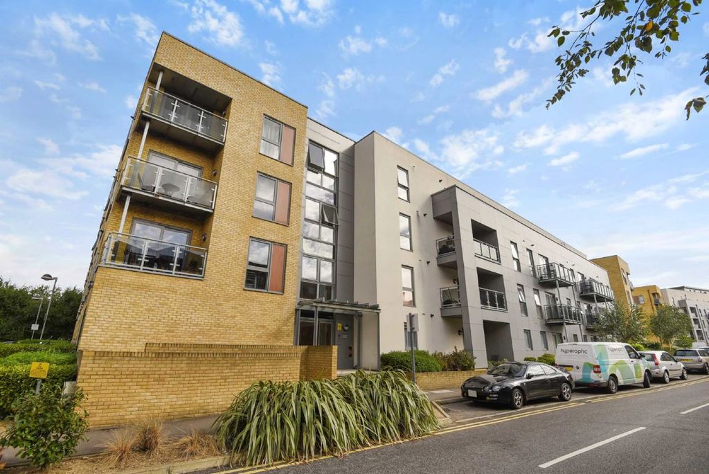 Property photo 3 of 6