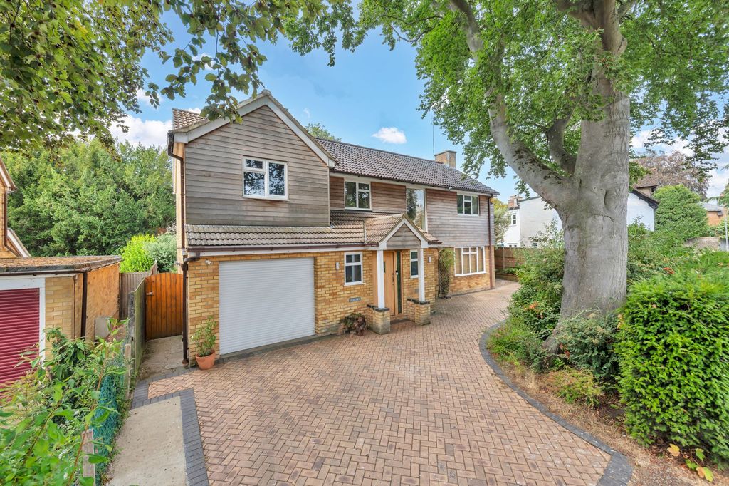 Property photo 1 of 21