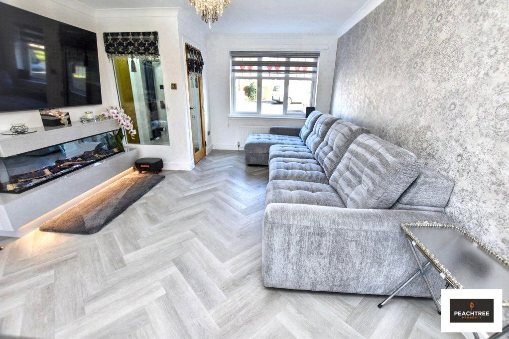 Property photo 3 of 32 Picture No. 16