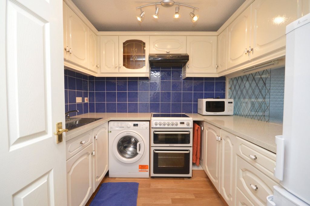 Property photo 3 of 19 Picture No. 10